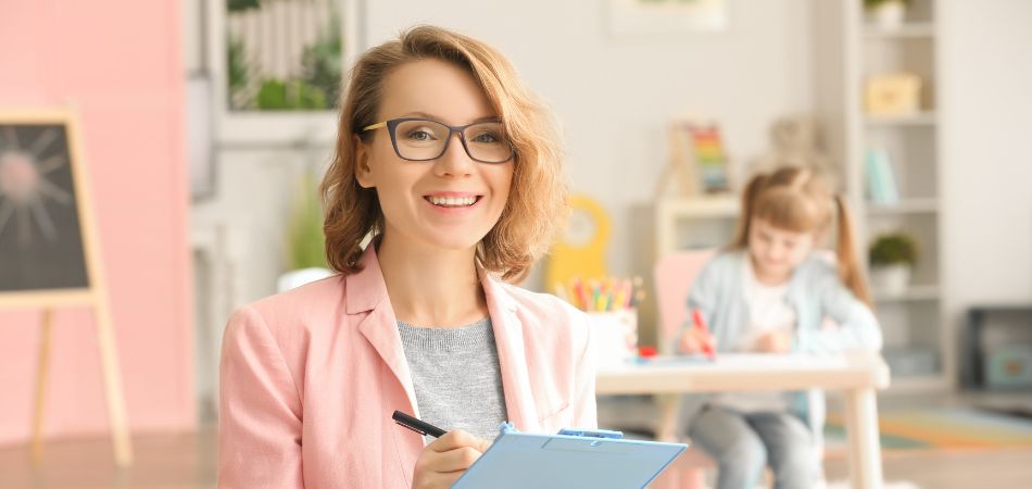 Aide Médico Psychologique Currentdate Formaty Un Métier Dengagement Et De Dévouement 7433